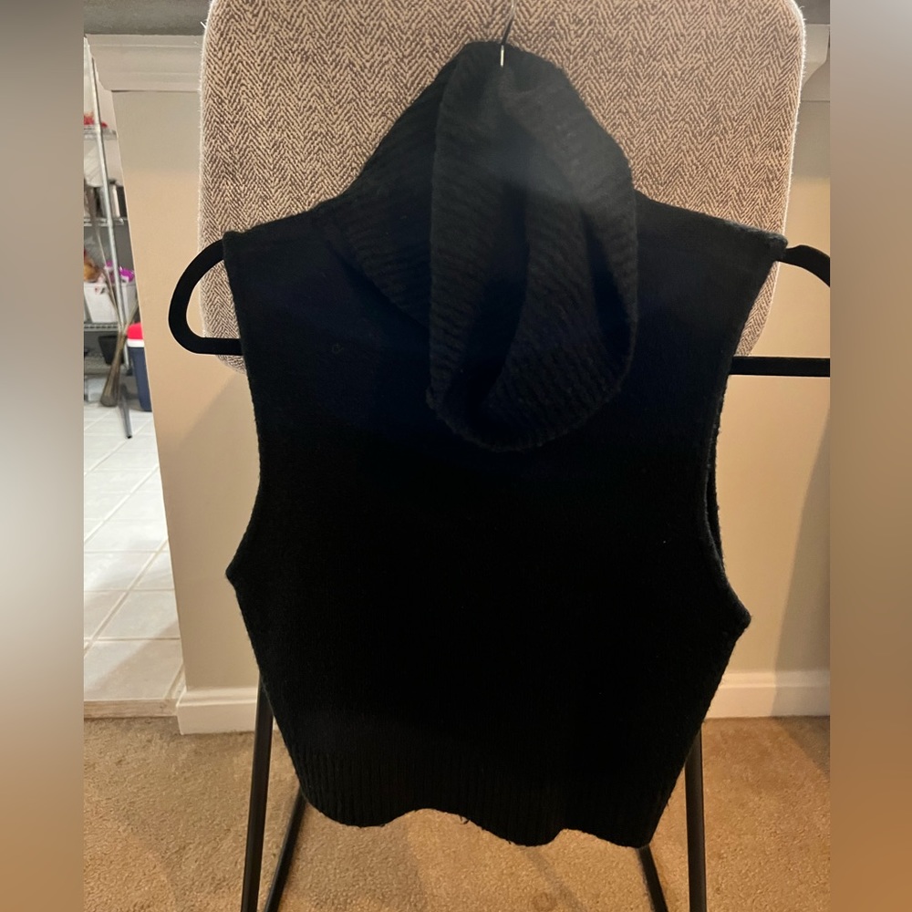 Forever 21 Turtle Neck Vest